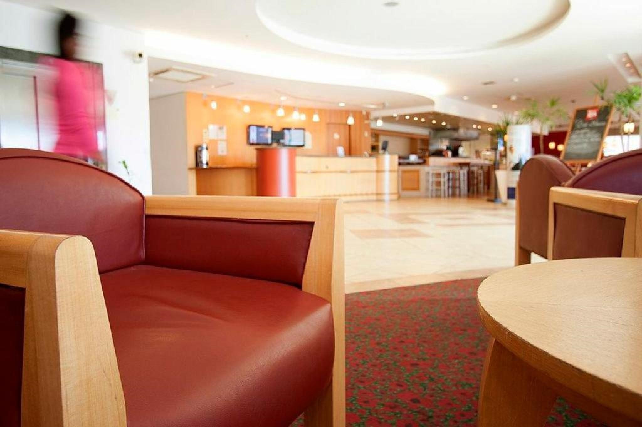 Готель Ibis Vitoria Aeroporto Екстер'єр фото